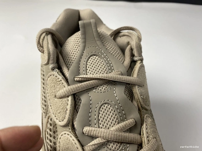 GX3605 Light 500 Taupe Yeezy Adidas 0729